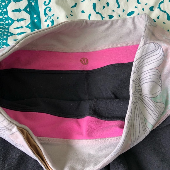 Lululemon Pants - Picture 2 of 3